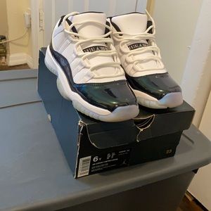 Air Jordan 11 retro size 6.Price negotiable.